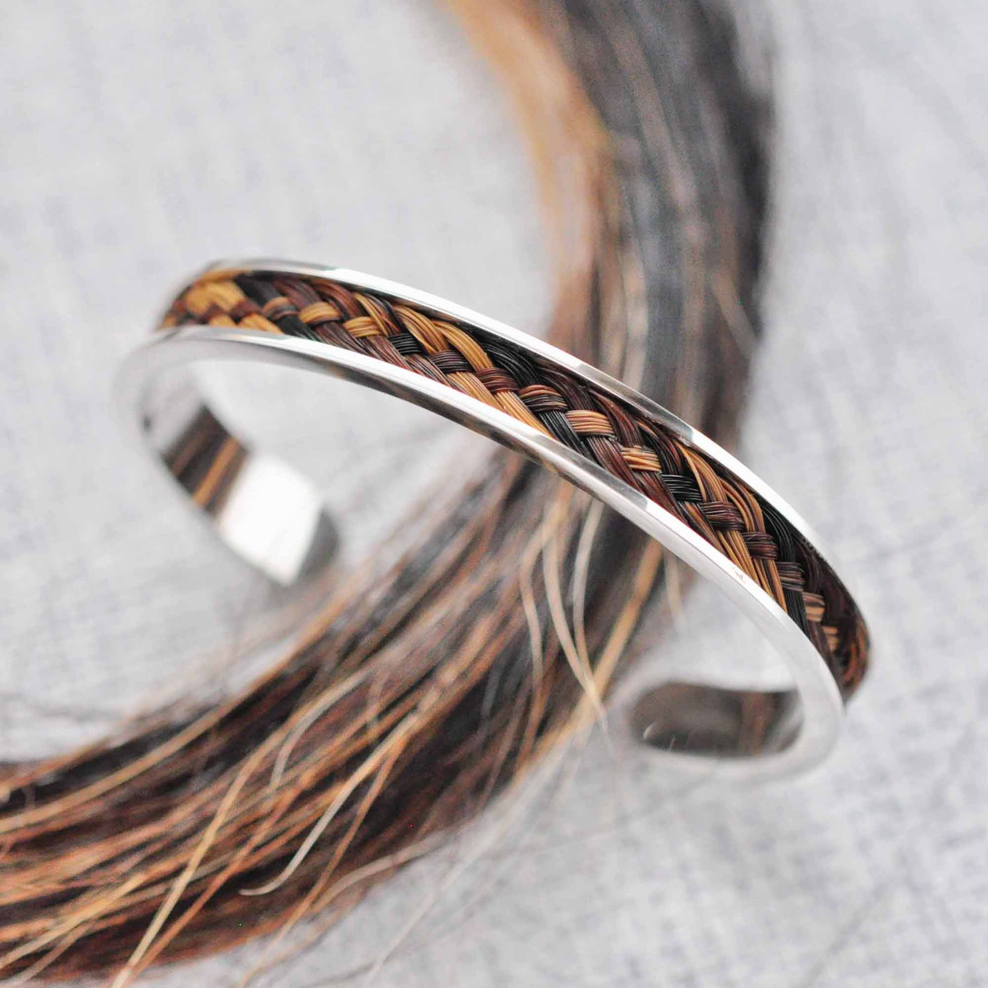 Horse Hair Jewelry: Tradition of Sentimental Expression插图2