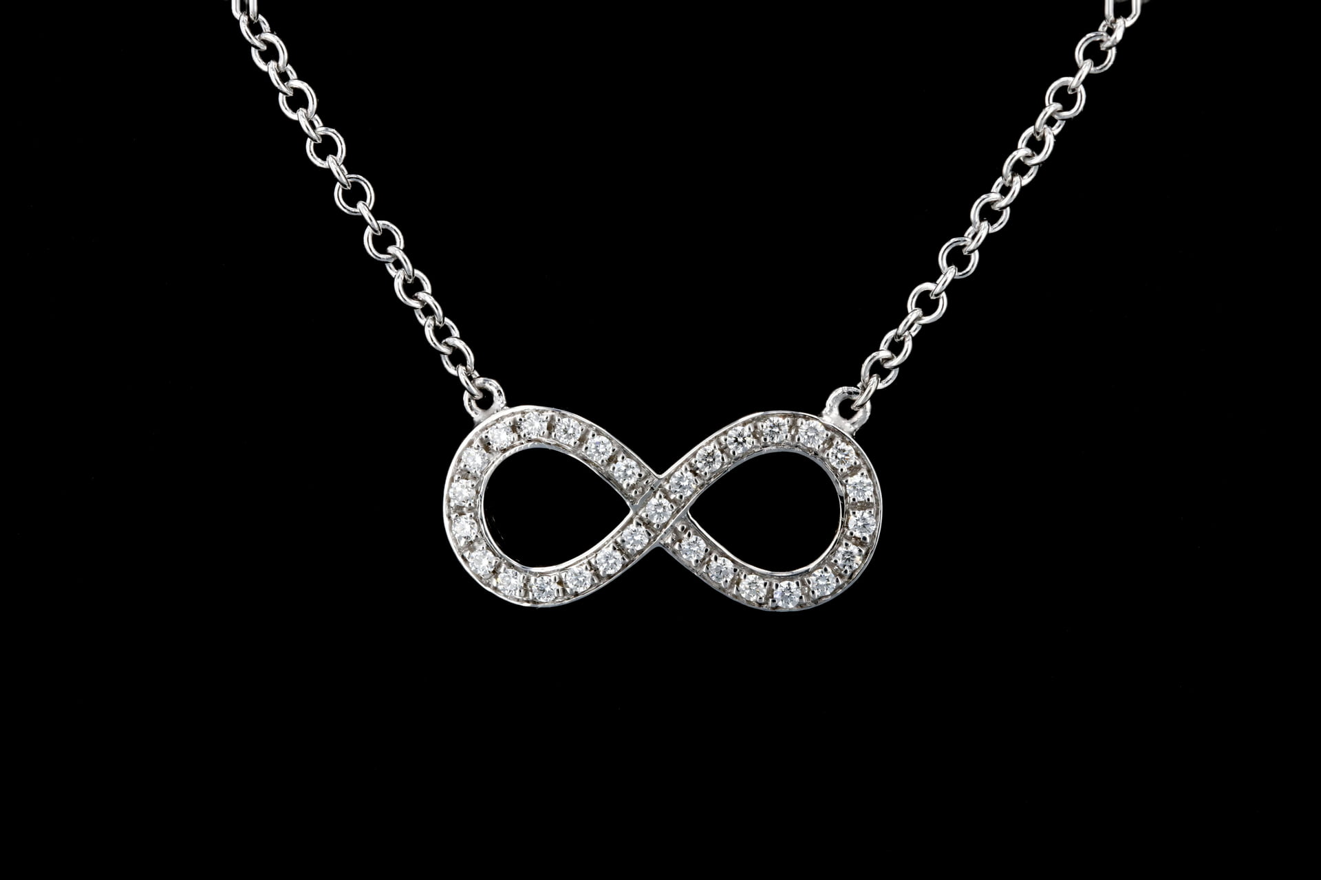 diamond infinity necklace