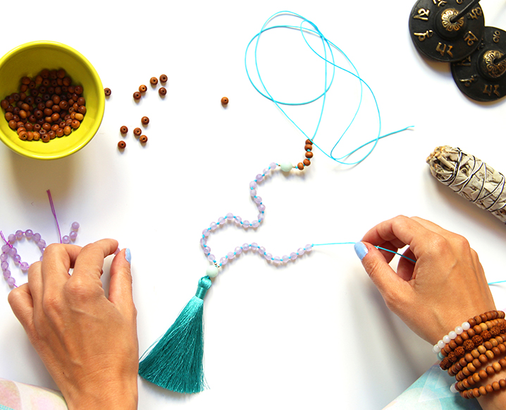 how to use mala beads