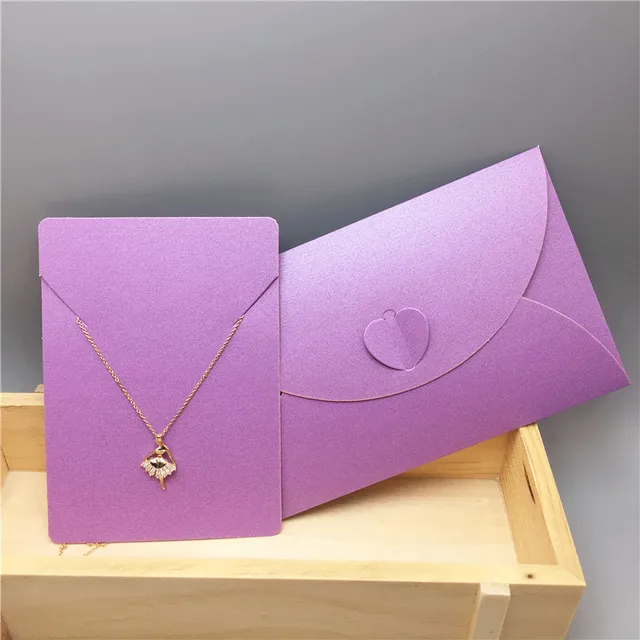 pack necklaces