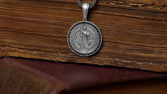 saint necklaces meaning