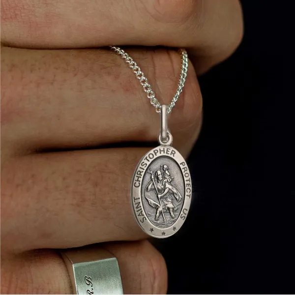 saint necklaces meaning