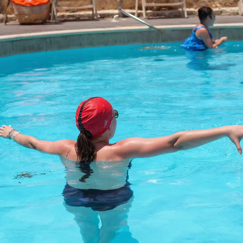 how many laps is a mile swimming